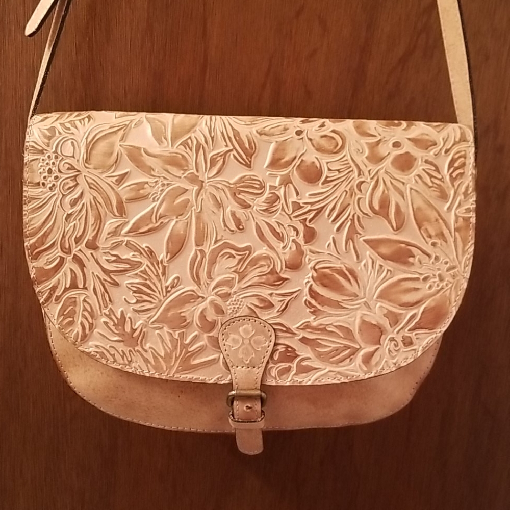 Pateicia NashCrossbody Saddle Bag
